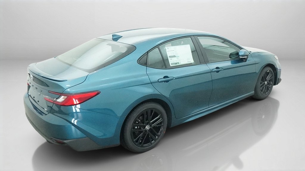 New 2026 Ocean Gem Toyota SE image 9