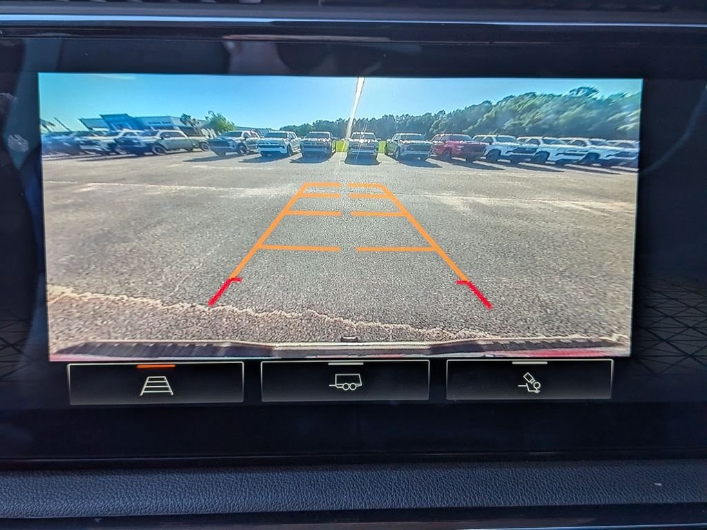 Used 2022 Beige GMC AT4 image 20