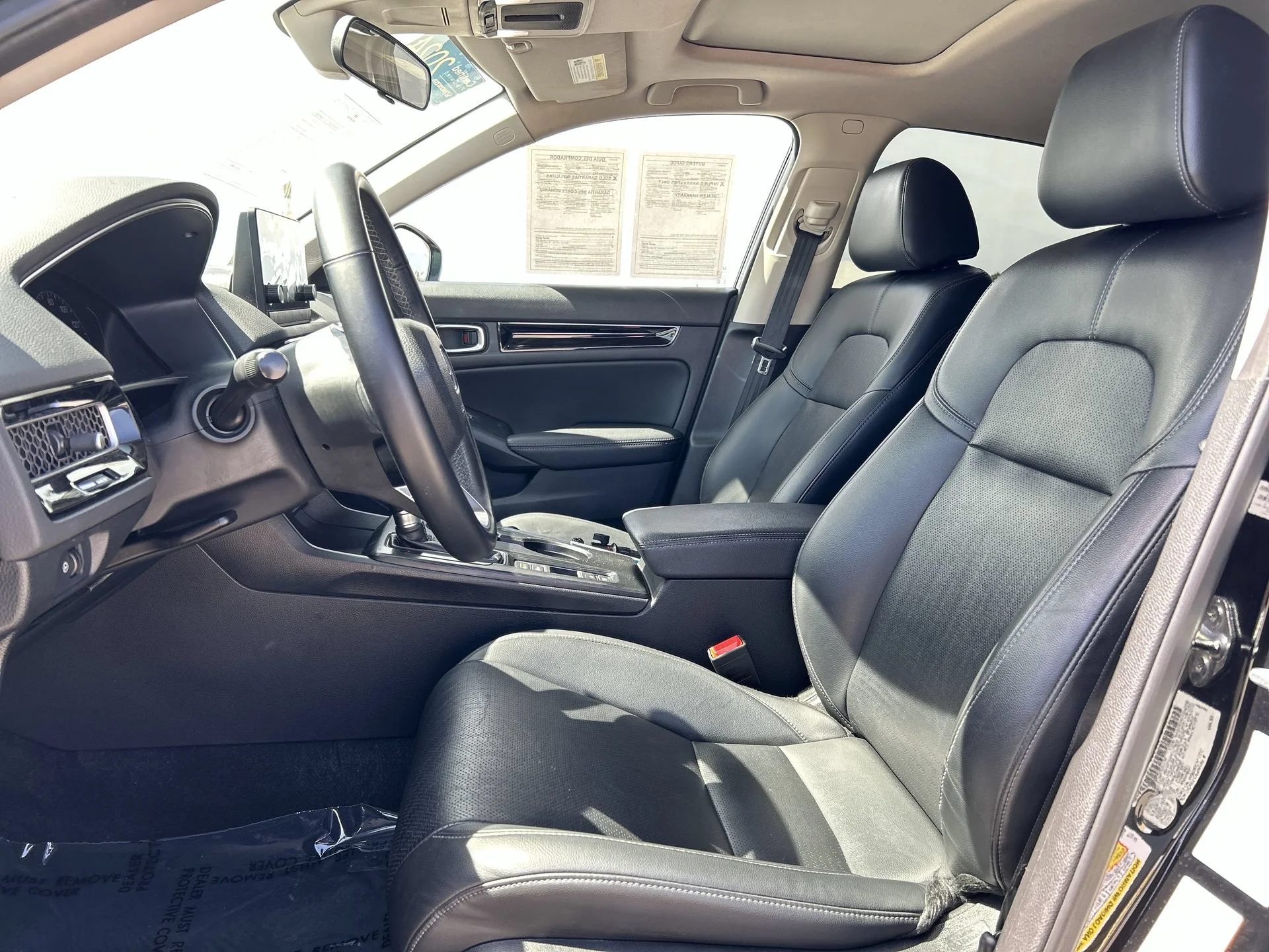 2024 Honda Civic Hatchback EX-L - Photo 13