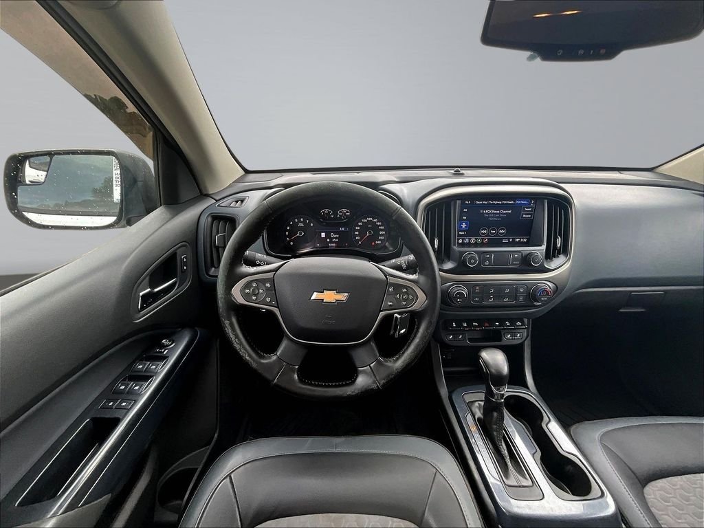 Used 2022 White Chevrolet Z71 image 11