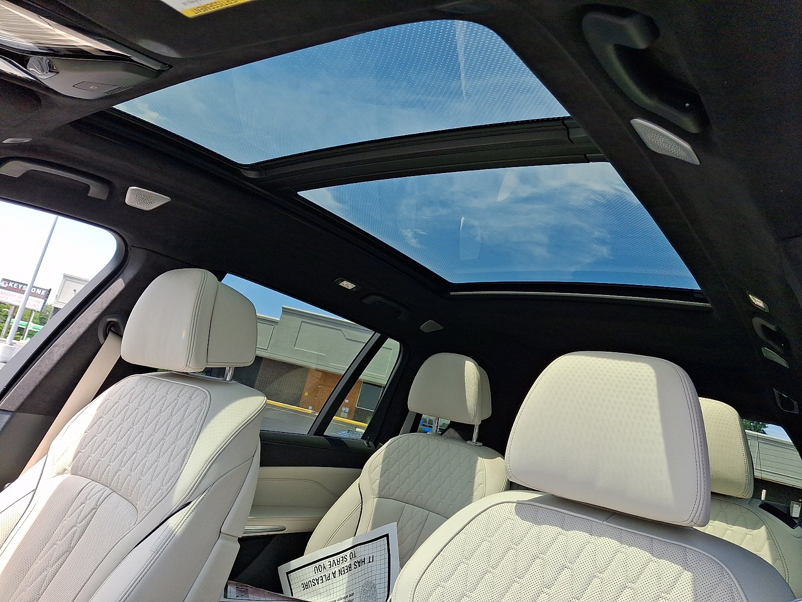 Used 2024 Tanzanite Blue II Metallic - C3Z BMW xDrive40i image 14