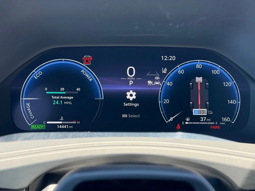 Used 2025  Toyota MAX Platinum image 29