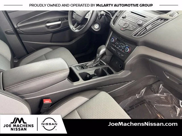 Used 2018 Black Ford SE image 24