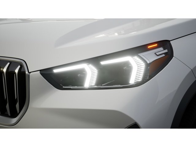 New 2026 Alpine White BMW  image 6