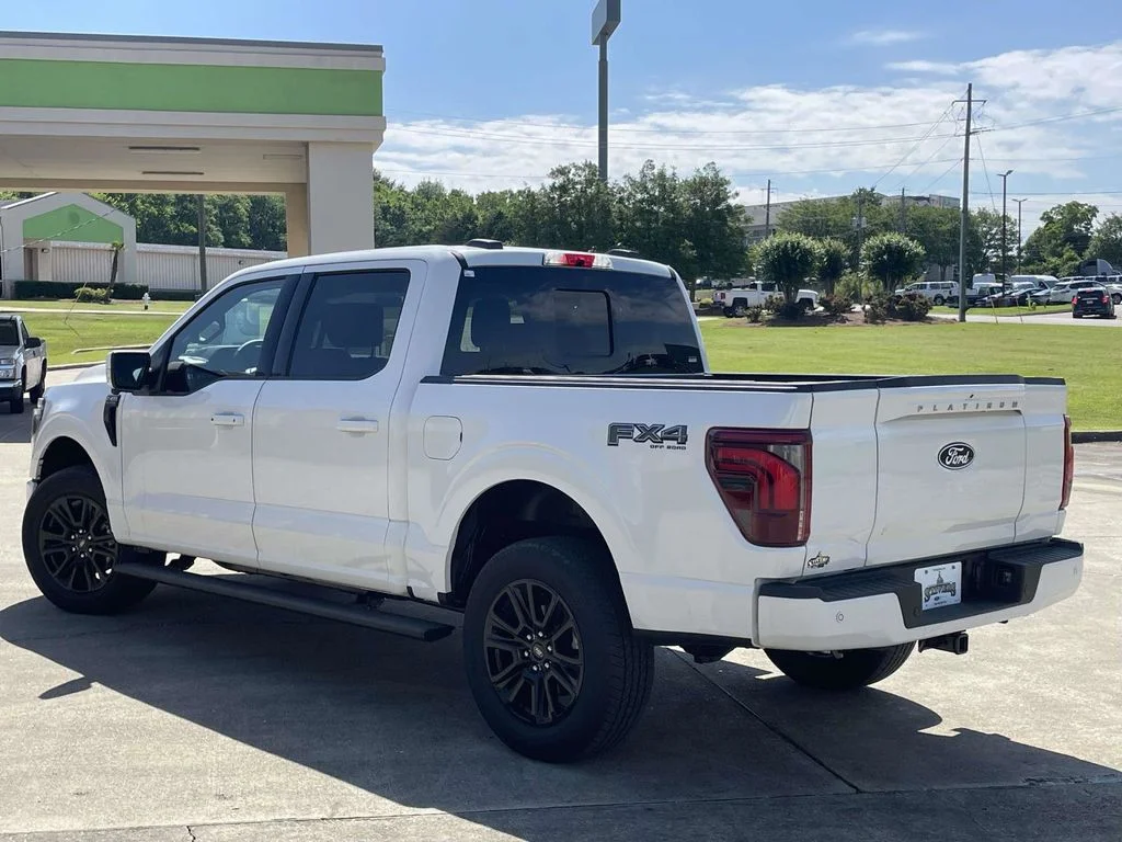 New 2025 Star White Metallic Tri-Coat Ford Platinum® image 5