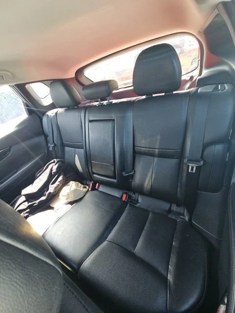 Certified Used 2022 Silver Nissan SL image 5