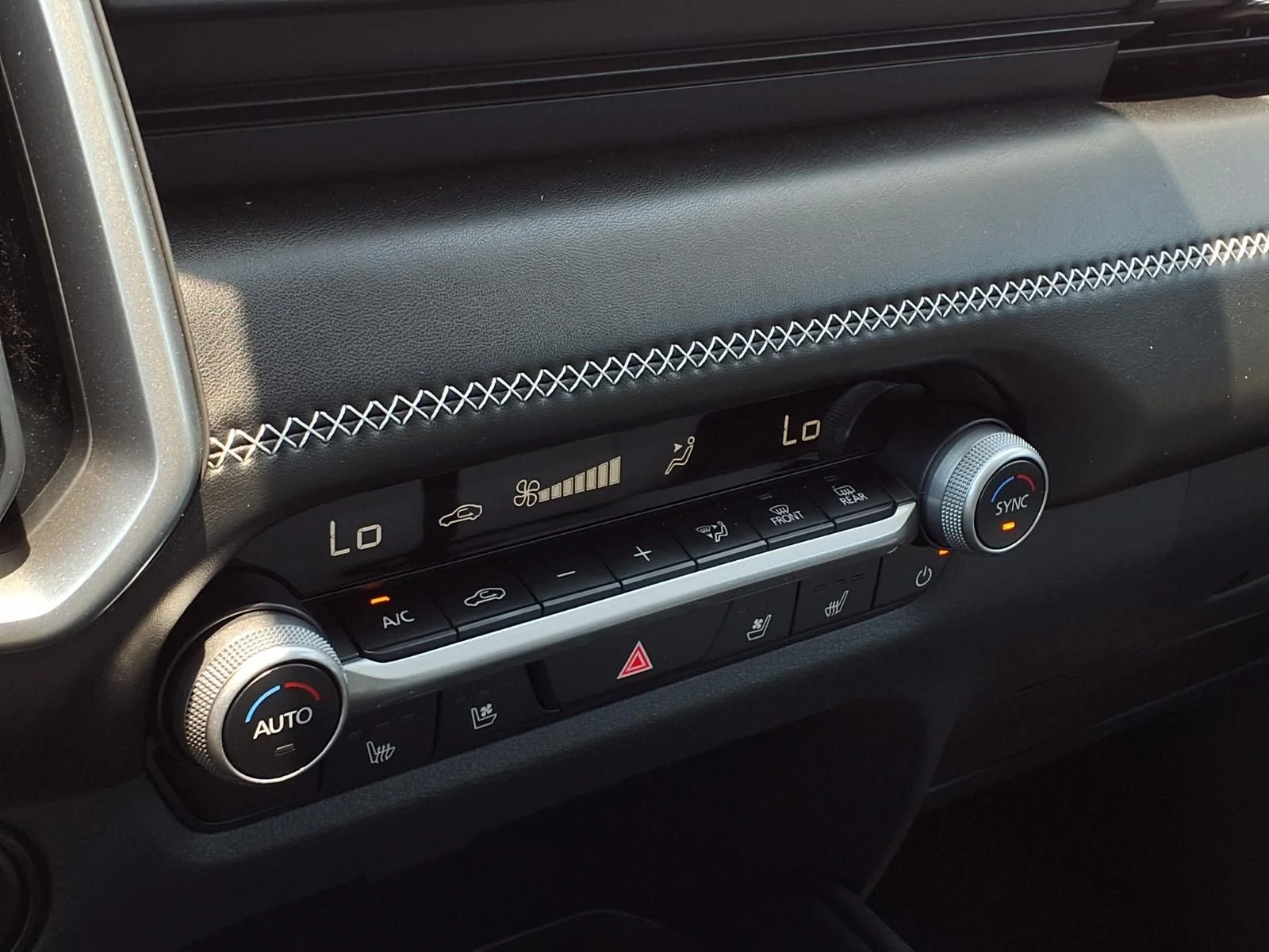 New 2026 Wind Chill Pearl Mazda 2.5 Turbo AWD image 10