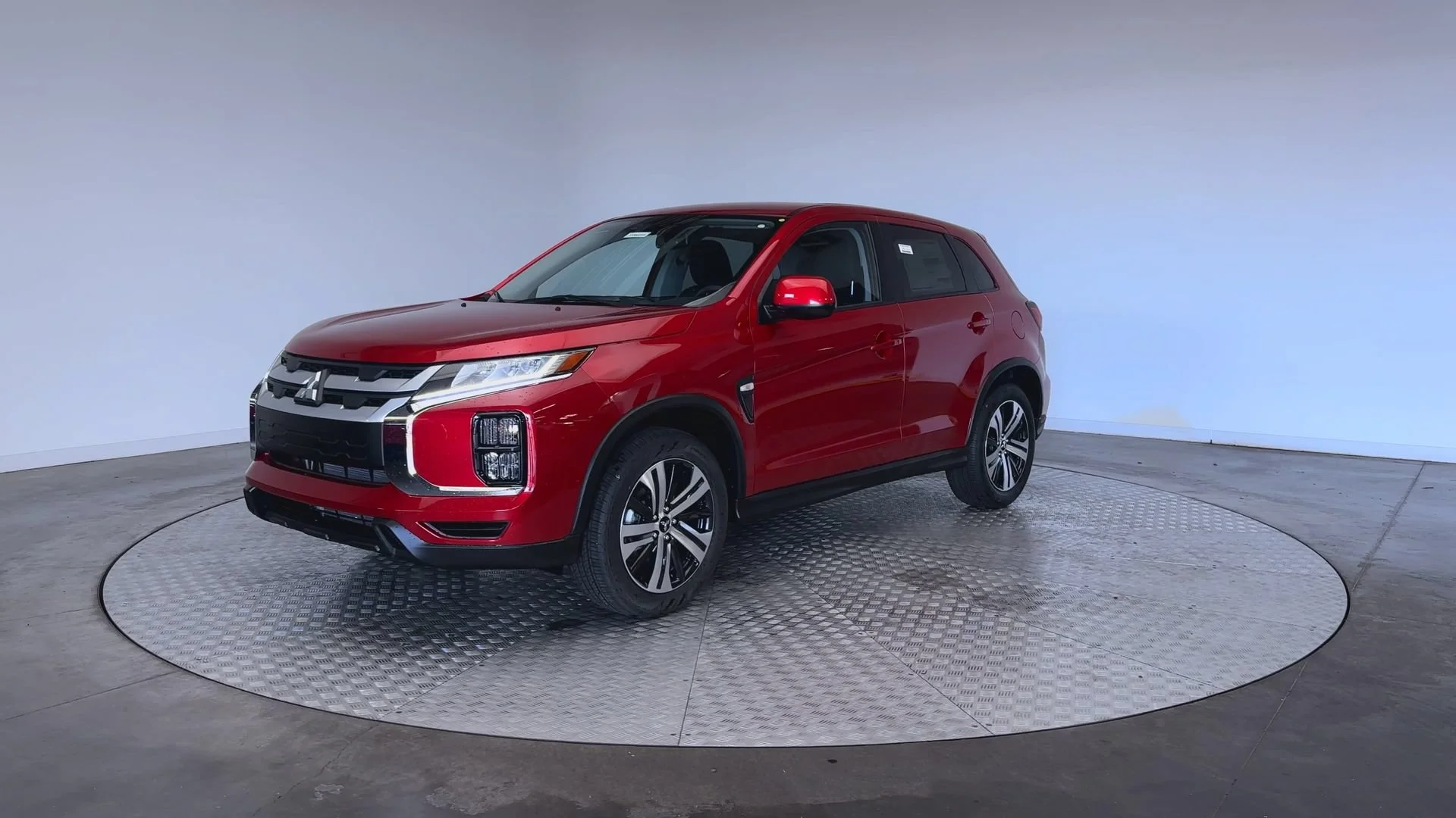 New 2026 Red Diamond Mitsubishi ES image 4