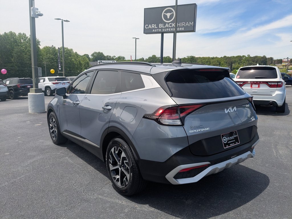 Used 2025 Everlasting Silver Kia EX image 7