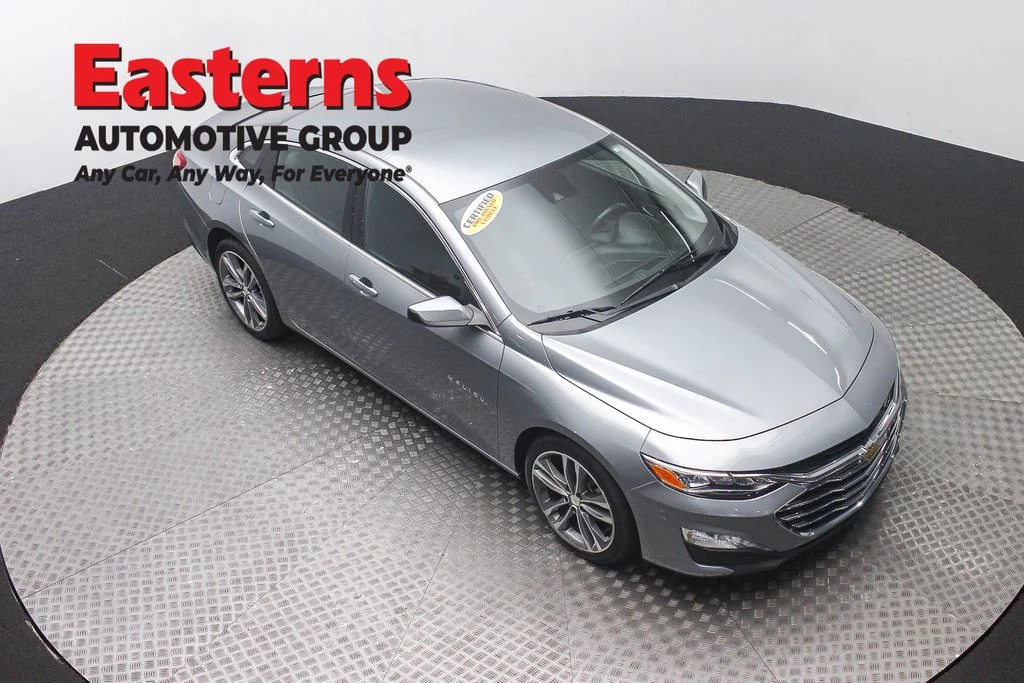Used 2024 Gray Chevrolet LT image 3