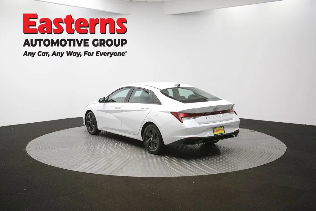 Used 2022 White Hyundai SEL image 63