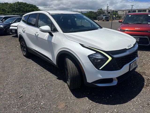 Certified Used 2023 White Kia LX image 7