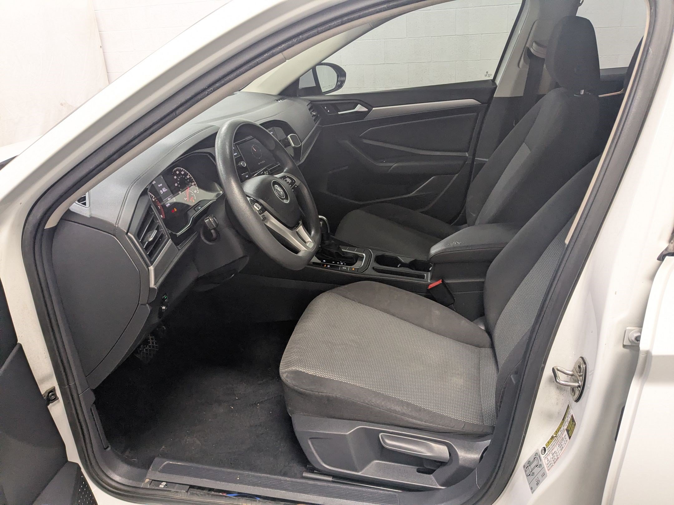 Used 2019 White Volkswagen S image 20