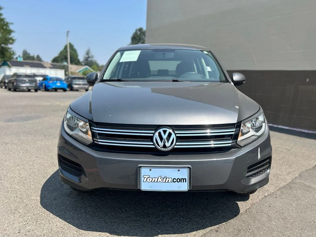 Used 2014 Night Blue Metallic Volkswagen S image 10