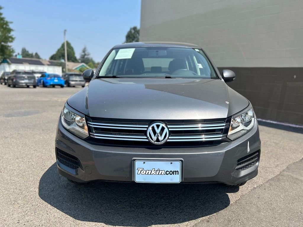 Used 2014 Night Blue Metallic Volkswagen S image 10