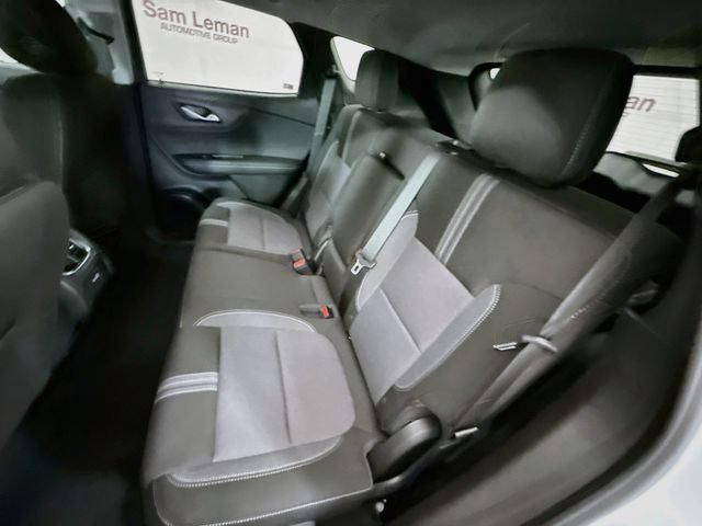 New 2026 Summit White Chevrolet 2LT image 25