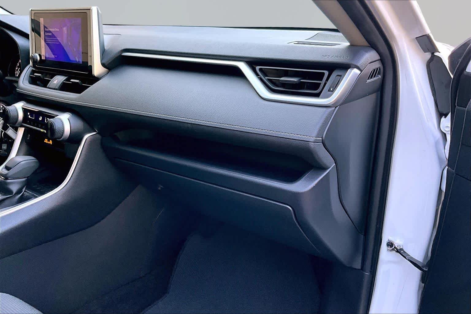 Used 2023 Ice Cap Toyota LE image 19