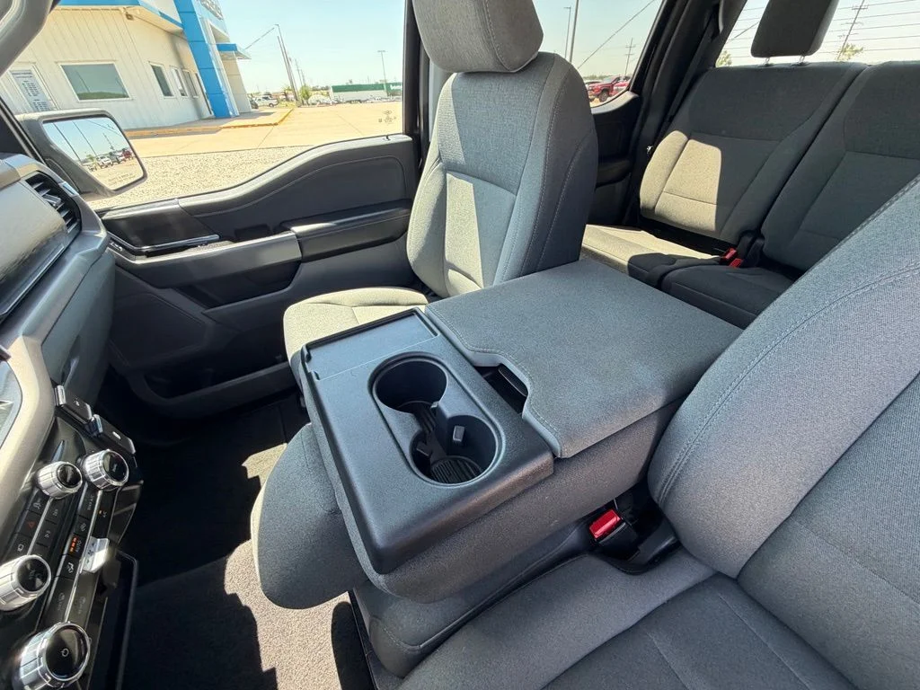 Used 2025 Black Ford XLT image 25