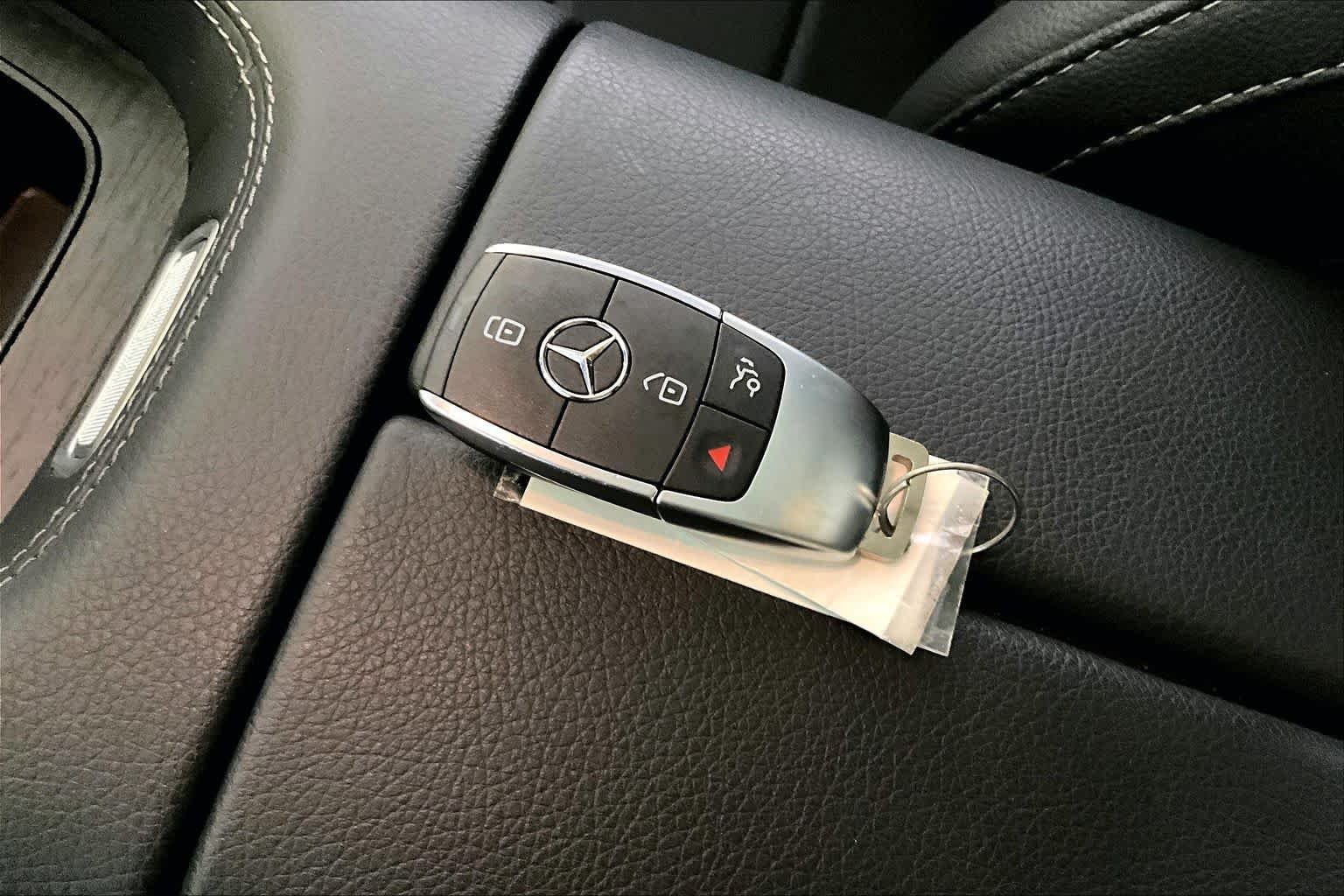 Certified Used 2026 Black Mercedes-Benz GLE 350 image 15