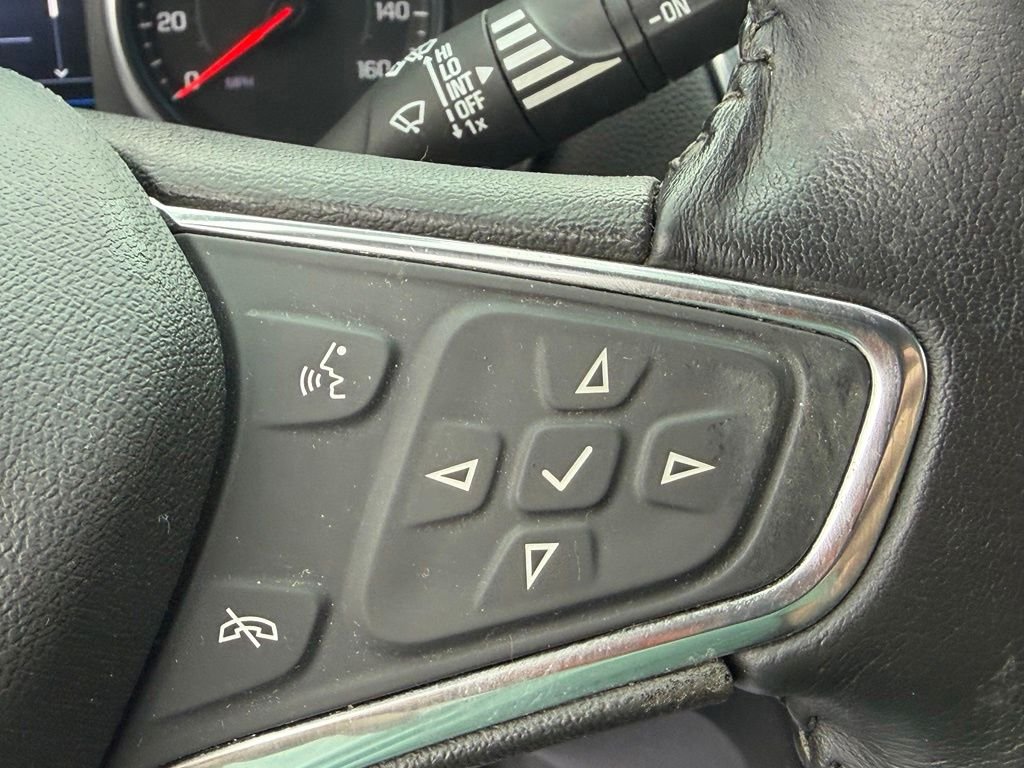 Used 2019 Pacific Blue Metallic Chevrolet LT image 31