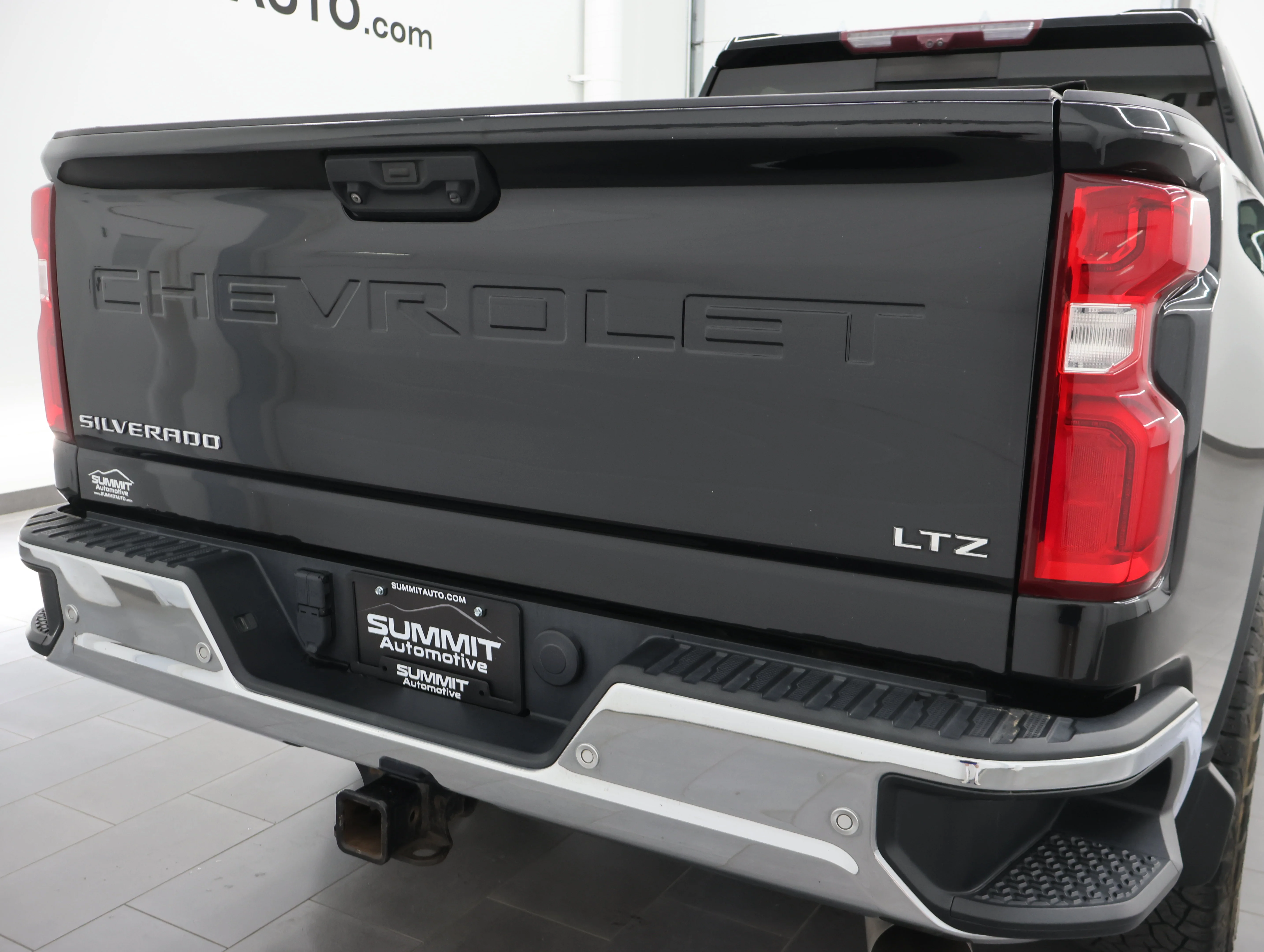 Used 2020 Black Chevrolet LTZ image 30