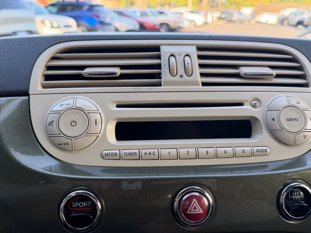 Used 2015 Verde Oliva (Olive Green) FIAT Pop image 12