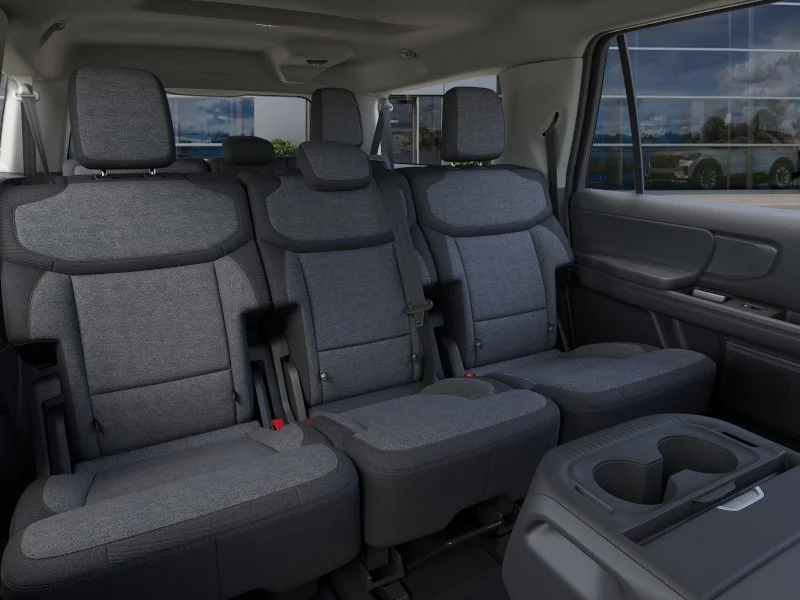 New 2025 Space Silver Metallic Ford Active MAX image 11