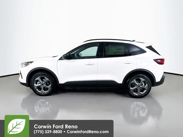 New 2026 Star White Metallic Tri-coat Ford ST-Line image 4
