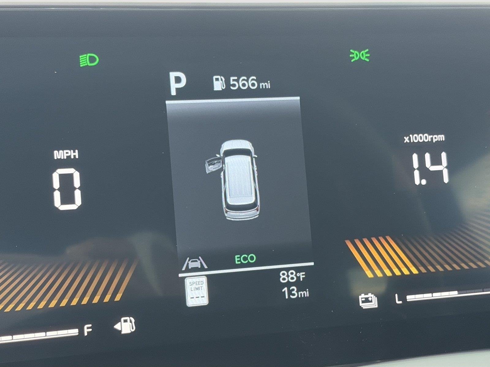 New 2027 Snow White Pearl Kia EX image 15
