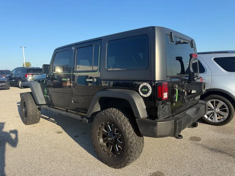 Used 2017 Black Clearcoat Jeep Sport 4x4 image 3