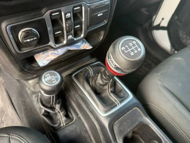 2018 Jeep All-New Wrangler Unlimited Sahara - Photo 16