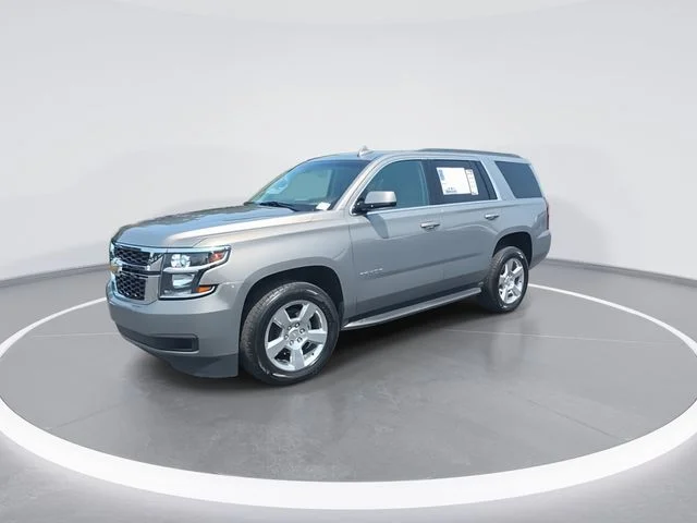 Used 2018 Gray Chevrolet LT image 4