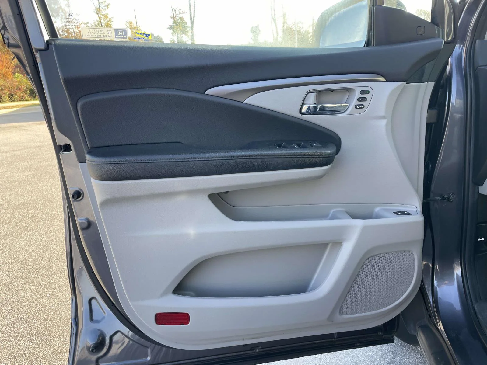 Used 2021  Honda EX-L image 5