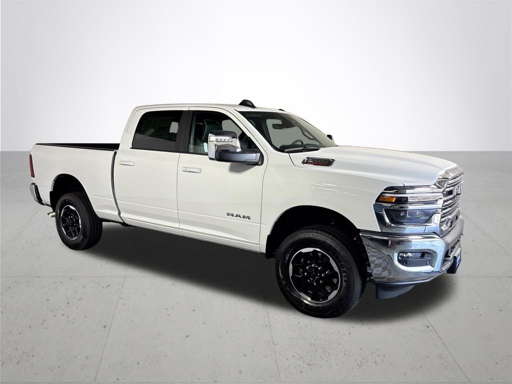 New 2026 Bright White Clear-Coat Exterior Paint RAM Laramie image 4
