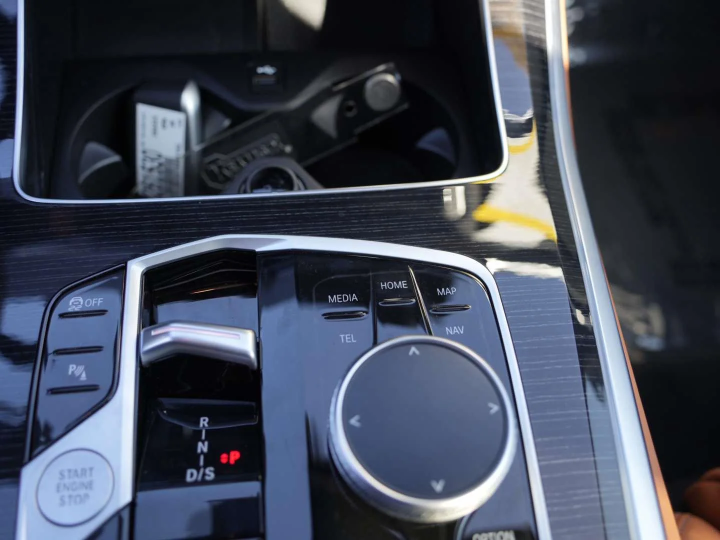 New 2026 Brooklyn Grey Metallic BMW sDrive40i image 21