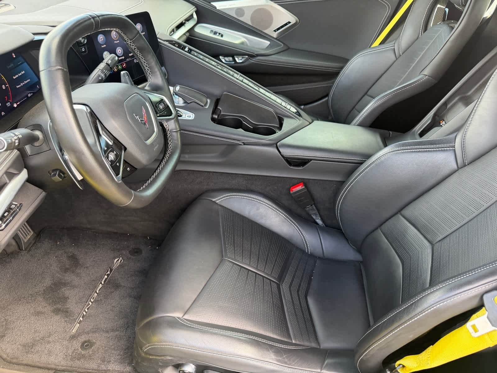 Used 2022 Accelerate Yellow Metallic Chevrolet 2LT image 10