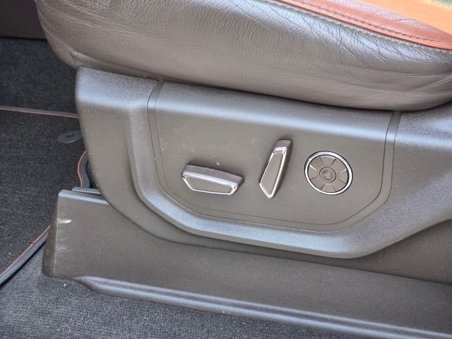 Used 2020  Ford King Ranch image 16