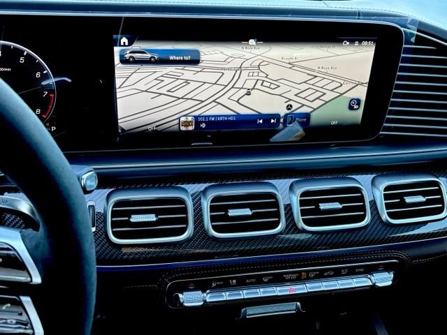 New 2026 MANUFAKTUR Ireland Mid Green Metallic Mercedes-Benz AMG® GLS 63 4MATIC+ SUV image 17