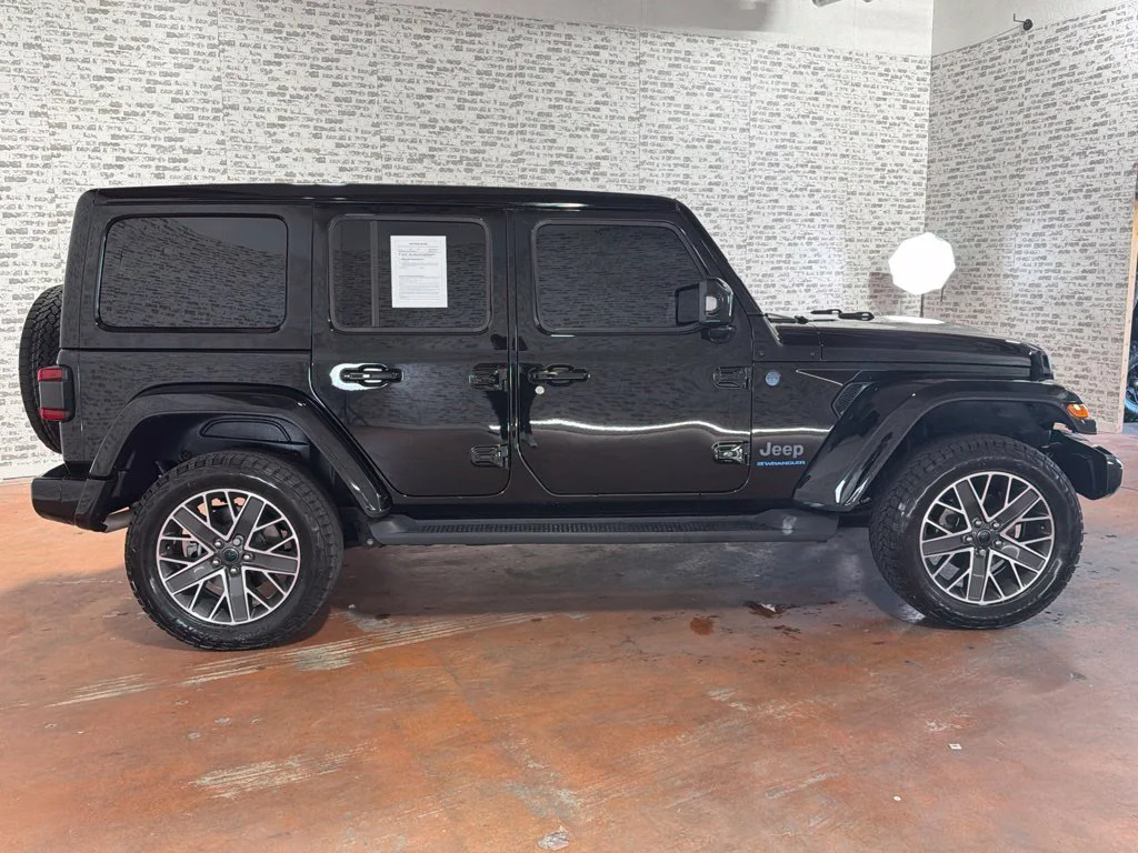Used 2024 Black Clearcoat Jeep High Altitude 4xe image 8