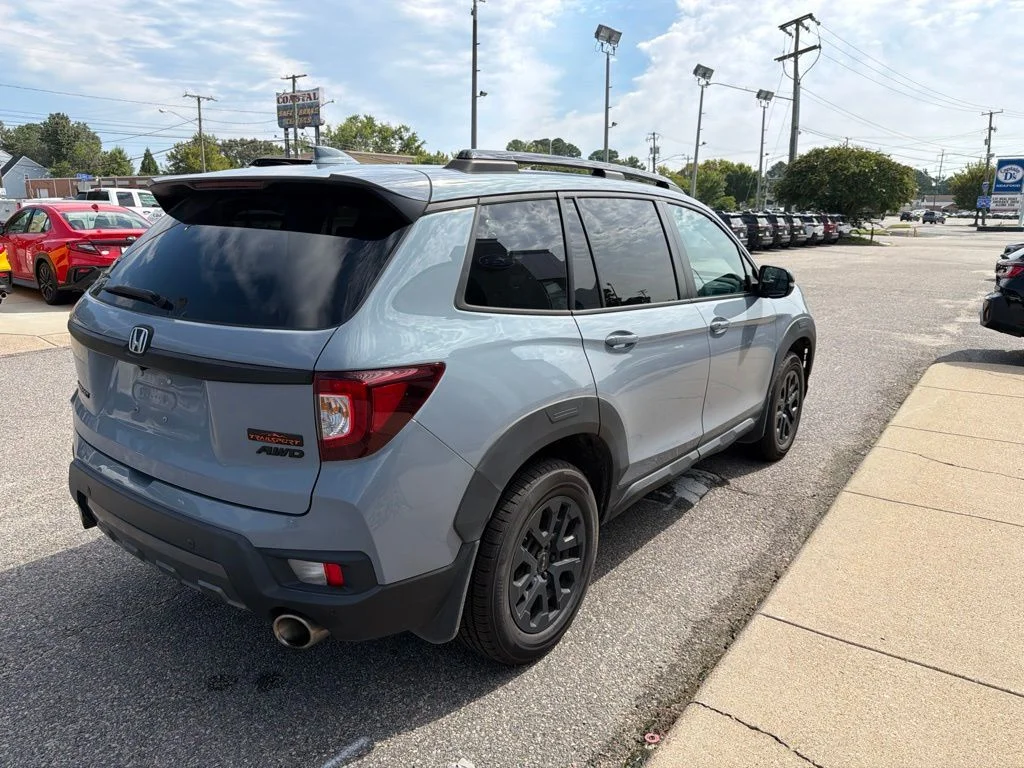Used 2023 Blue Honda TrailSport image 7