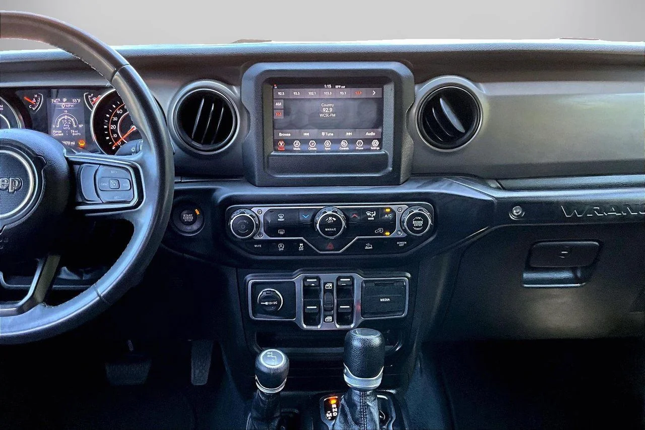 Used 2023 Red Jeep Sport S image 12