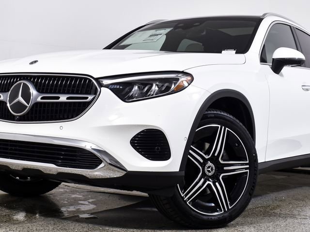 New 2026 Polar White Mercedes-Benz GLC 300 image 45