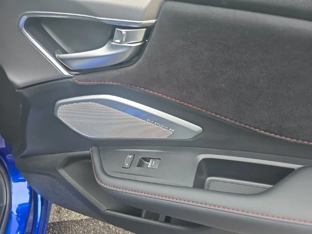2025 Acura RDX A-Spec Package - Photo 34