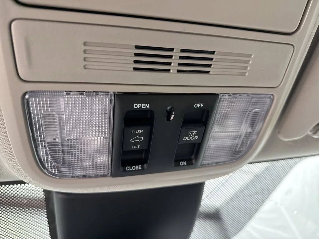 New 2026 Modern Steel Metallic Honda EX-L image 23