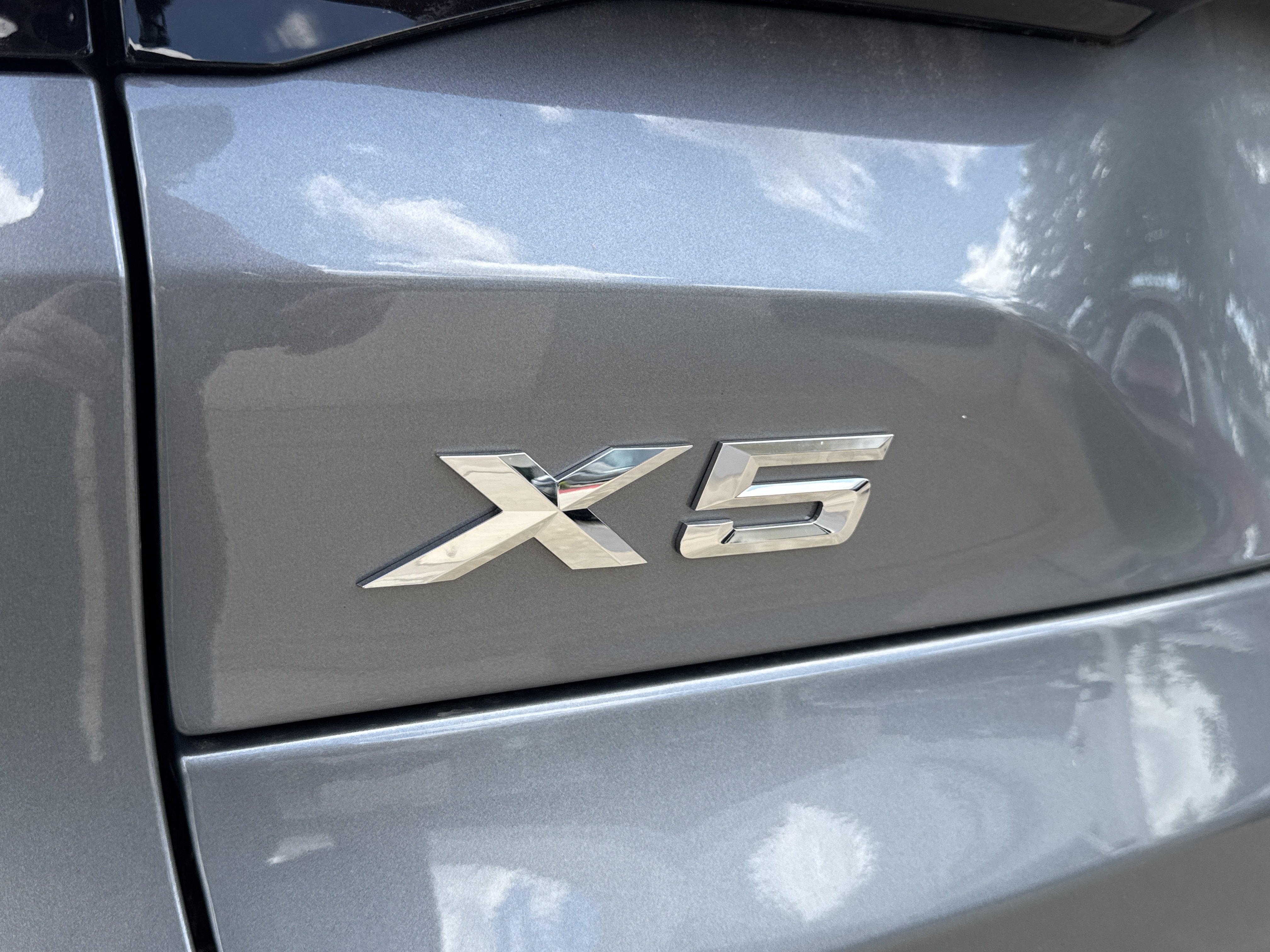 New 2026 SKYSCRAPER GREY BMW xDrive40i image 8