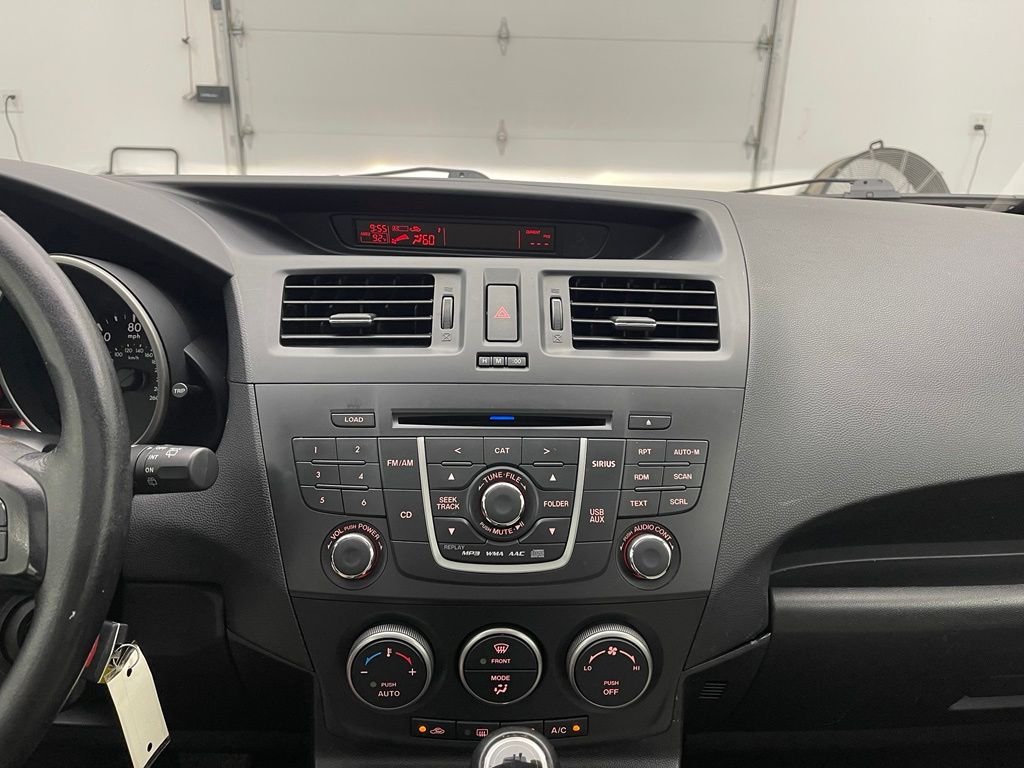 Used 2014 Zeal Red Mica Mazda Grand Touring image 22
