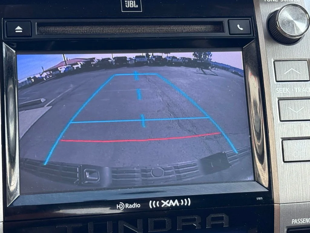 Used 2014 Black Toyota Platinum image 19