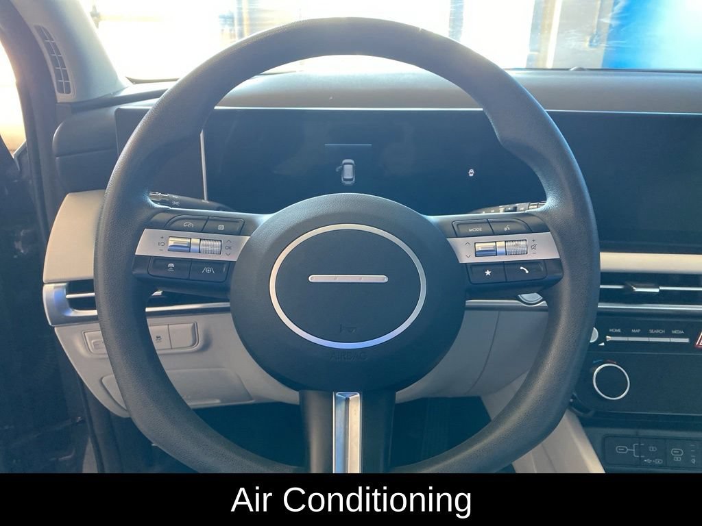 Used 2025 Grey Hyundai SEL image 6