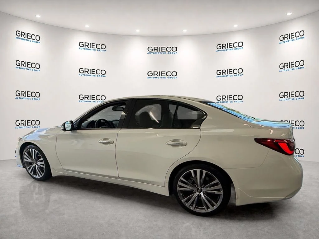 Used 2023 White INFINITI SENSORY image 4