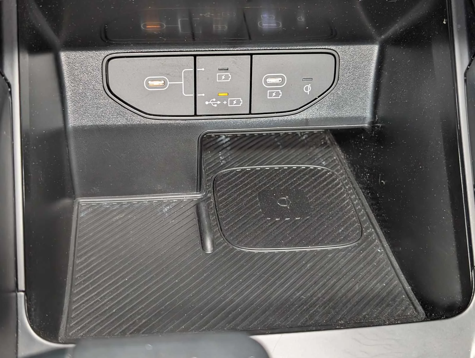 Certified Used 2025 Midnight Lake Blue Kia X-Line EX image 33